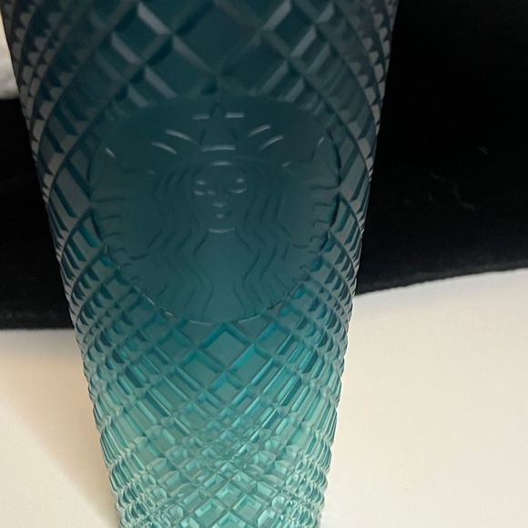 NWT Starbucks 2023 Green Gradient Ombre Jeweled Cold Cup Tumbler Venti - Picture 7 of 10
